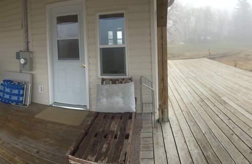 Dunnottar Cottage | Beautiful all-season cabin in a peaceful, phenomenal location at a great price
