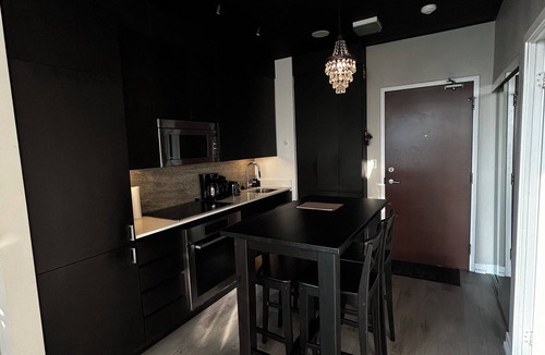 CityPlace Apartment | Beautiful Apartment in the Heart of Toronto