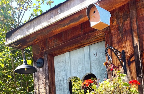 Mulmur House | Beautiful barn conversion set in the hills & forests of the Creemore area.