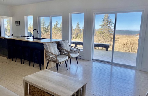 Brackley Beach Cottage | Beautiful Bay Cottage *Private Heated Pool and Beach Access*