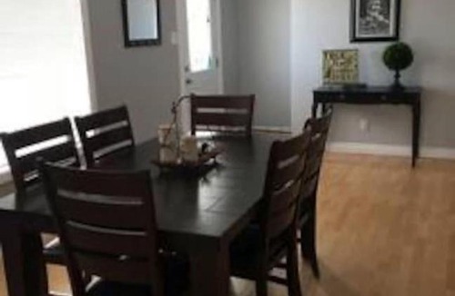 Cardston House | Beautiful Cardston Home (whole house)!