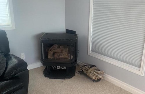 Cardston House | Beautiful Cardston Home (whole house)!