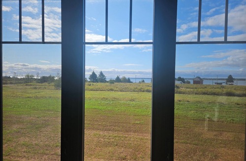 Little Pond Cottage | Beautiful Coastal Beach House. New build close to golf, beaches and camping.