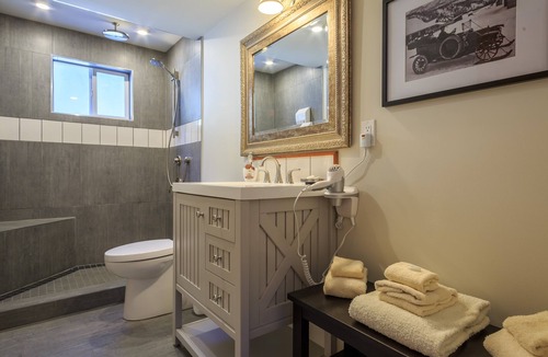 Parson House | Beautiful ColumbiaWetlands Outpost Lodge