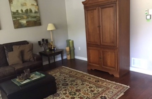Collingwood House | BEAUTIFUL Cozy 5BDRM House - only 3 minute drive to Blue Mountain