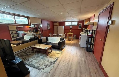Chelsea House | Beautiful cozy house in Chelsea - w 3 bedrooms nnEnjoy, relax at Champêtre house