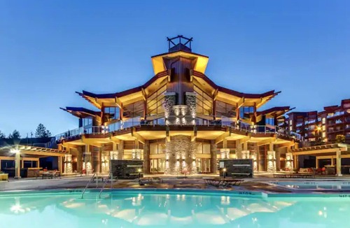 Shannon Lake Condo | Beautiful Lake, Pool and Mountain Views