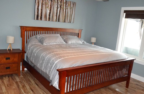 Rochon Sands Cottage | Beautiful Lakefront Home on Buffalo Lake in Central Alberta