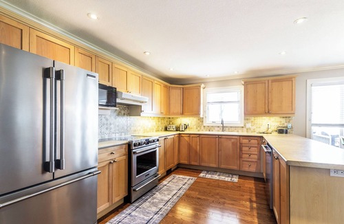Port Rowan House | Beautiful Lakehouse in Port Rowan overlooking Lake Erie