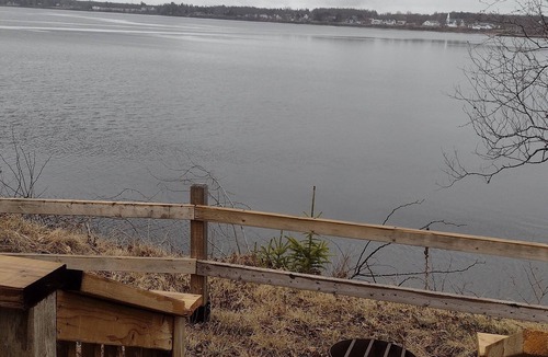 Russellville Cottage | Beautiful location right on the river bank , steps down to the shore and fishing