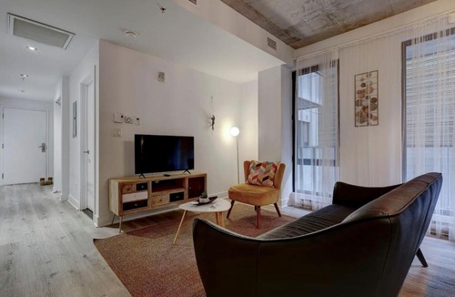 Cite Multimedia Apartment | Beautiful loft in Montreal Old Port