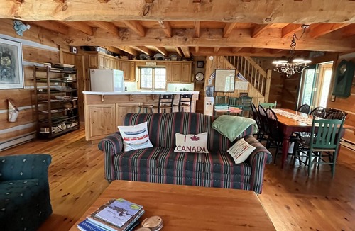 Georgian Bay Cottage | Beautiful Luxury Muskoka Waterfront Dream Cottage on Six Mile Lake