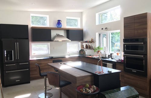 Val Morin House | Beautiful new home in the woods