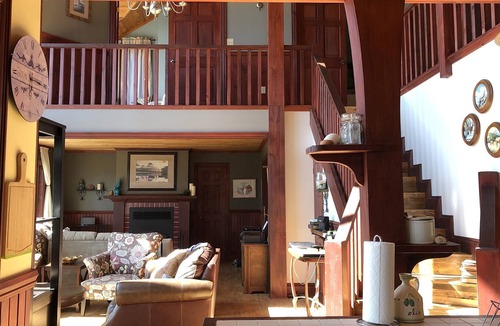 Red House House | Beautiful Oceanfront Home