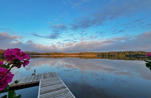 Kawartha Lakes Cottage | Beautiful Private Lake Retreat - One of a kind!