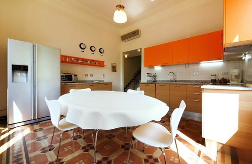 Sarezzano Villa | Beautiful private villa with A/C, private pool, hot tub, WIFI, TV, terrace and pets allowed