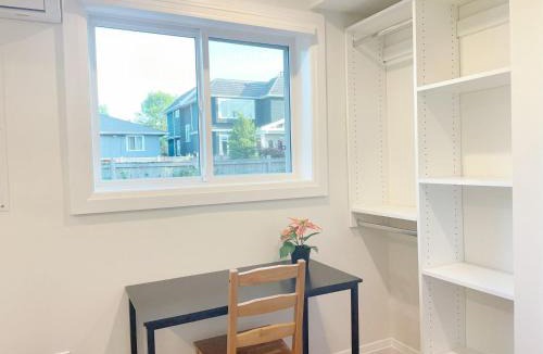 Arbutus Ridge Villa | Beautiful, quiet house for vacation and enjoyment