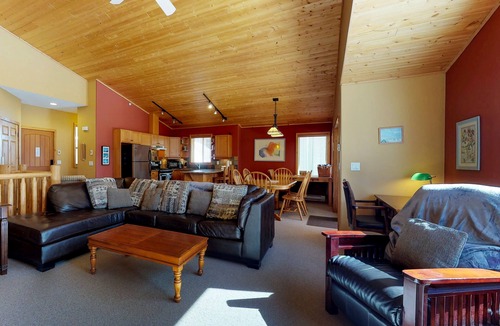 Snow Pine Estates House | Beautiful ski-in/ski-out townhome with hot tub & balcony - walk to the Village