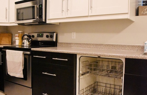 Lower Sumas Mountain House | Beautiful & Spacious 2 Bedroom Suite available for short term rental