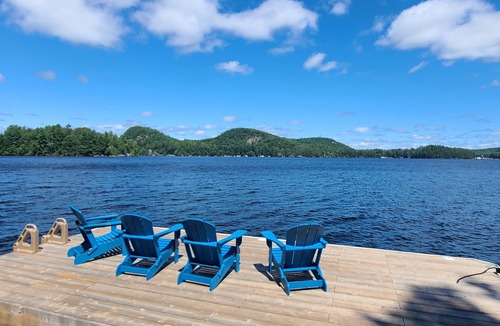 Dorset Cottage | Beautiful & stylish waterfront cottage on the best bay of Lake of Bays