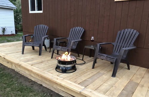 Mansfield-et-Pontefract Ski Chalet | Beautiful Tiny House with all amenities
