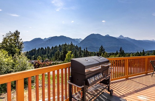 Squamish House | Beautiful Unique One of A Kind Glacier View Home