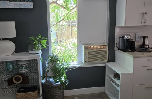 Maple Ridge House | Beautiful Vancouver only 40 minutes away. Enjoy the wonders of British Columbia