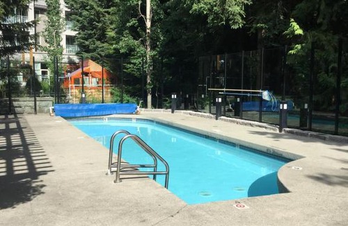 Village North Apartment | Beautiful Whistler Village Alpenglow suite queen size bed air conditioning cable and smartTV WIFI fireplace pool hot tub sauna gym balcony mountain views