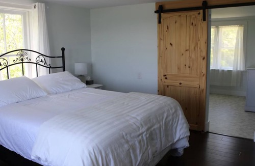 Tryon Other | Beautifully restored historic farmhouse on a private property close to Victoria