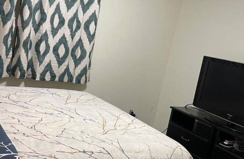Sylvan Lake Bed & Breakfast | Bed and breakfast ∙ 1 bedroom ∙ 1 guest