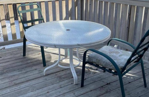 Sylvan Lake Bed & Breakfast | Bed and breakfast ∙ 1 bedroom ∙ 1 guest