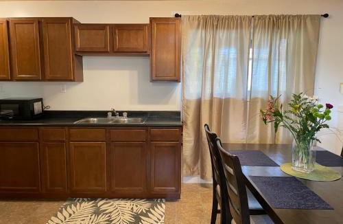 Sooke House | Bellissma Suite formerly known as Sweet Suite