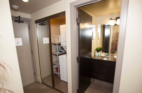 Connaught Condo | Beltline PH708