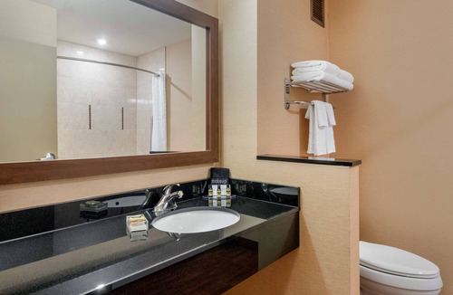 Bathurst Hotel | Best Western Plus Bathurst Hotel & Suites