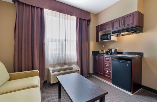 Moose Jaw Hotel | Best Western Plus Moose Jaw