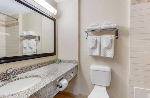 Wainwright Hotel | Best Western Wainwright Inn & Suites