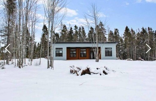 Amherst House | Bigney Brook Housen