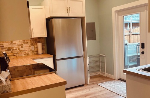 Christina Lake Apartment | Blue Haven Beach Suite