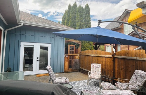 Christina Lake Apartment | Blue Haven Beach Suite