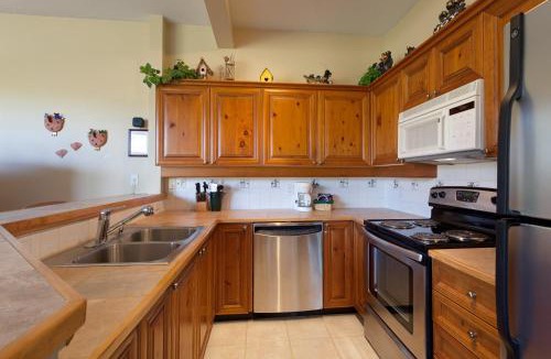 Blackcomb Apartment | Blackcomb Greens by Whistler Premier