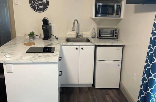 King's Point Apartment | Bliss by da Bay Deluxe suite 6