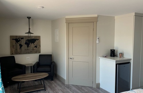 King's Point House | Bliss by da Bay Suite 2