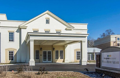 Osage Beach Ski Chalet | BLOCK Patrick Henry 1br