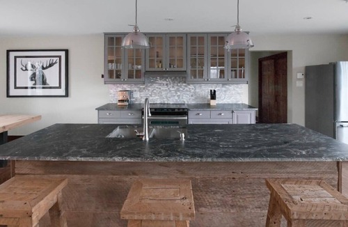 Morin Heights Ski Chalet | Blue Hill Pool, spa, game room, mountain view