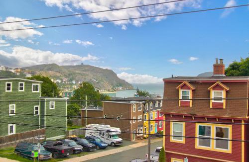 Downtown St. John's House | Blue Jelly Bean Signal Hill Sea Vw King Bds