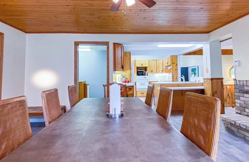 Bluewater Cottage | Bluewater Sunset - *Lakefront - Fireplace* - Private Lake Access