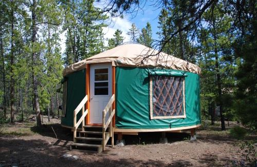 Mount Lorne Cabin | Boreale Ranch