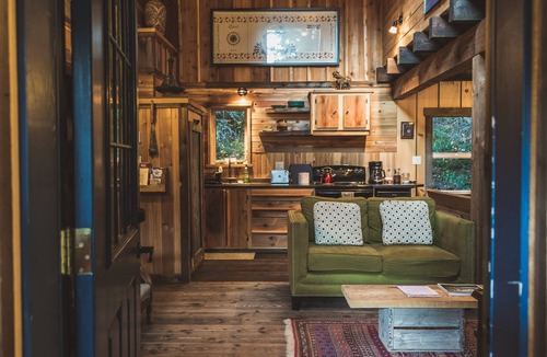 Ymir Cabin | Boutique Mountain Lodge - 4 Luxury Cabins, 20 km South of Nelson