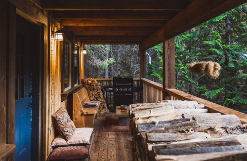 Ymir Cabin | Boutique Mountain Lodge - 4 Luxury Cabins, 20 km South of Nelson