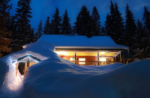 Ymir Cabin | Boutique Mountain Lodge, 4 cabins, 20 km South of Nelson